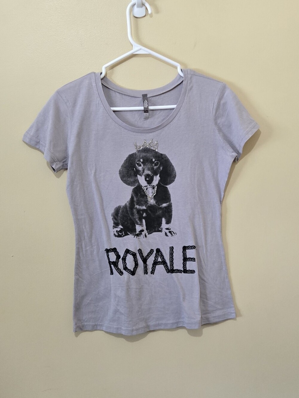 Charlotte Russ Royale Dog Tshirt With Chain Detail